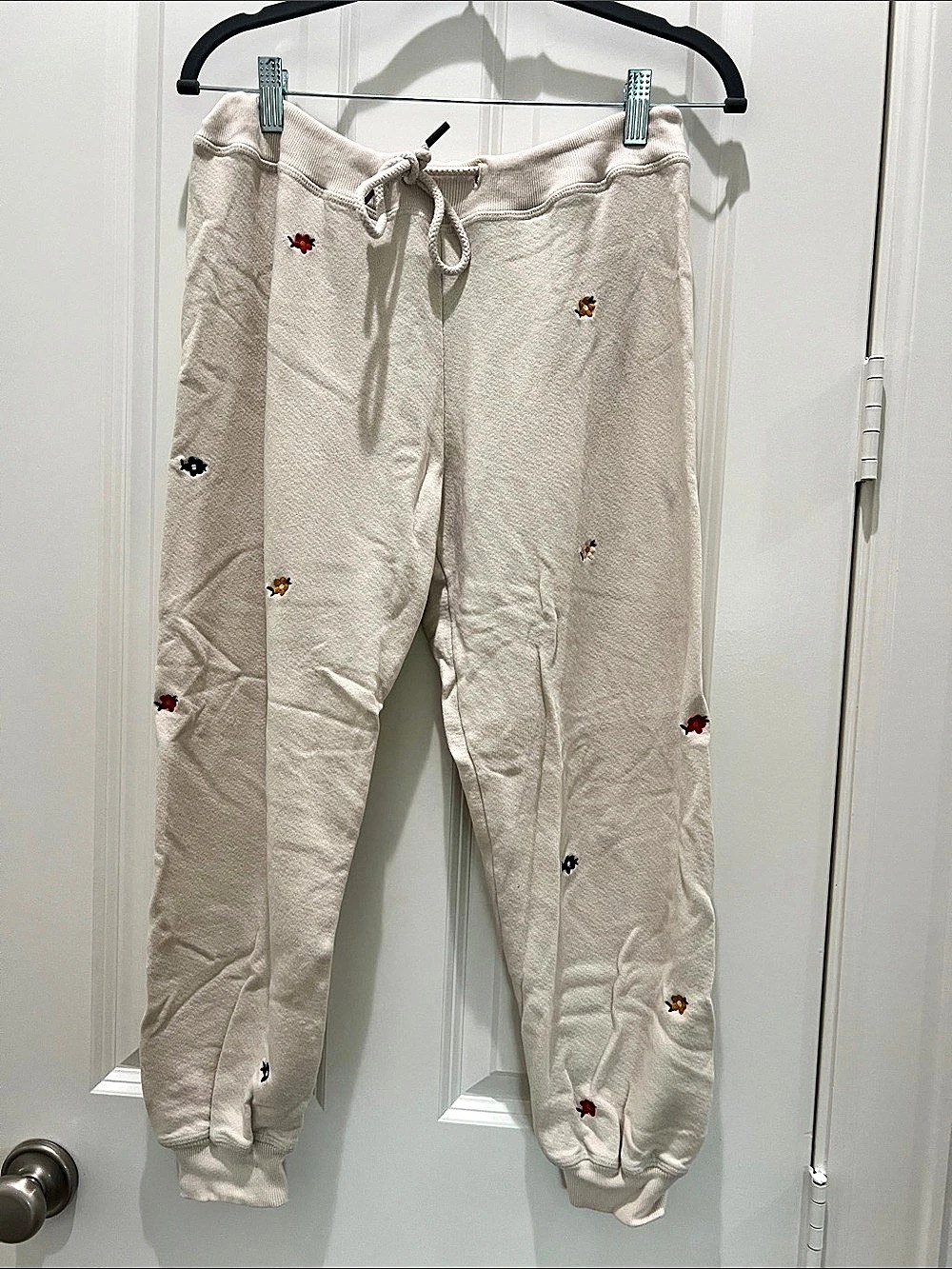 The Great. Embroidered Cotton Joggers in Cream Size 2